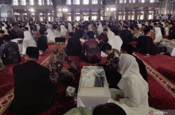 Nikah Massal di Istiqlal, Kemenag Fasilitasi 100 Pasangan Tidak Mampu