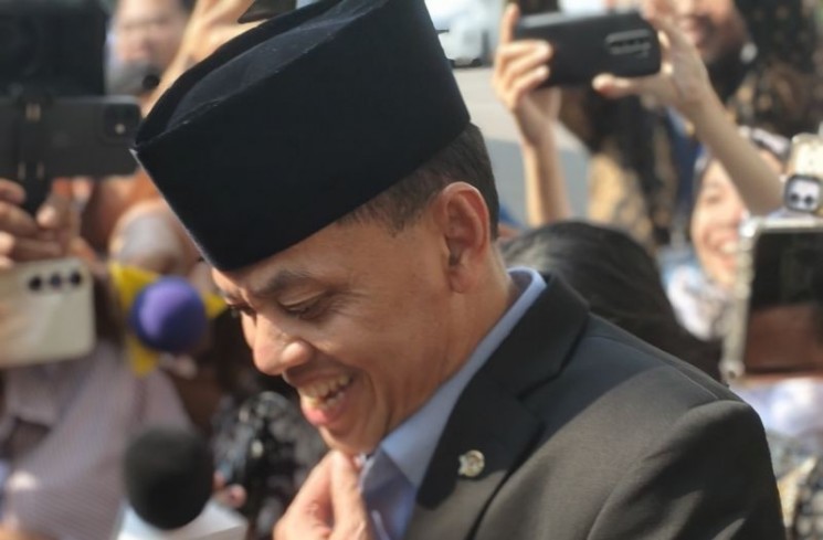 Kepala Badan Pengendalian Pembangunan dan Investigasi Khusus (Bappisus) Aries Marsudiyanto saat tiba di kompleks Istana Kepresidenan, Jakarta, Senin (8/9/2025), untuk memenuhi undangan Presiden. (ANTARA/Andi Firdaus)
