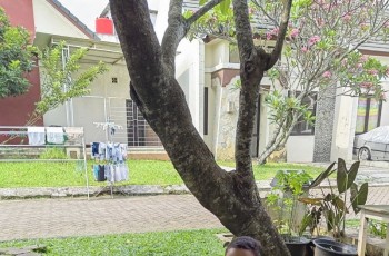 Menag Salurkan Bantuan untuk Bangun Kembali Mushalla dan Majelis Taklim Roboh di Bogor