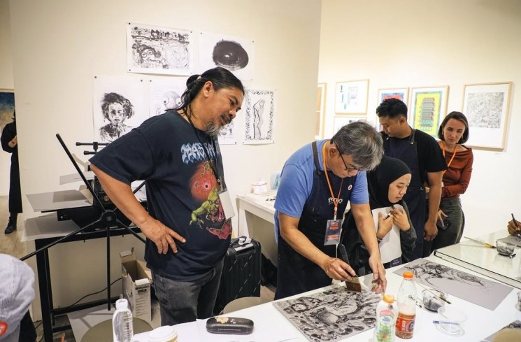Workshop Ilmu Cetak Litografi bersama DEVFTO, Kamis 28 Agustus 2025 (Instagram/artjog.id)
