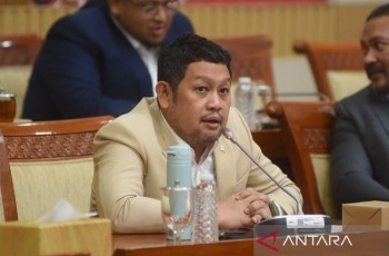 Komisi III Desak KPK Segera Tetapkan Tersangka Kasus Dugaan Korupsi Kuota Haji