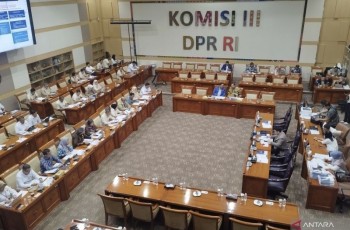 Pembahasan RUU KUHAP Dilanjutkan DPR ke Masa Sidang Berikutnya