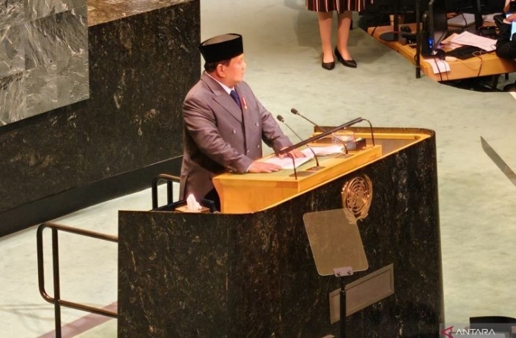 Presiden RI Prabowo Subianto memberikan pernyataan pada forum bertajuk 