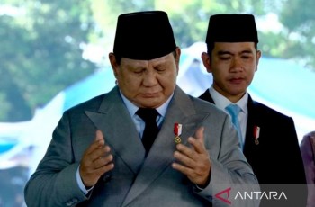 Prabowo Berdoa di Lubang Buaya, Peringati Gugurnya Pahlawan Revolusi