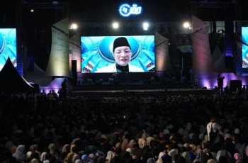 Menag Ajak Santri Seluruh Indonesia Doakan Korban Musibah Gedung Ambruk di Ponpes Al Khoziny