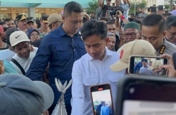 Wapres Gibran Tinjau Pasar Mardika Ambon, Tekankan Pentingnya Perbaikan Rantai Pasokan Pangan