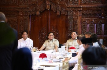 Prabowo Instruksikan Penyiapan 2.000 Profesional Muda untuk BUMN dan Swasta Nasional