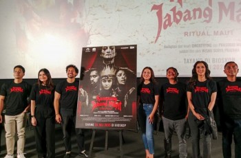 Sering jadi Dukun! Atiqah Hasiholan Dilanda Cemas, usai Syuting Film 'Sosok Ketiga: Lintrik'
