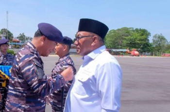 Perkuat Sinergi, TNI AL Anugerahkan Brevet Kehormatan kepada Wali Kota Tanjungpinang