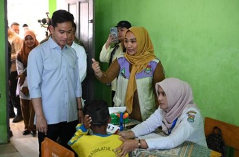 Wapres Gibran Tinjau Program Cek Kesehatan Gratis di Tangerang