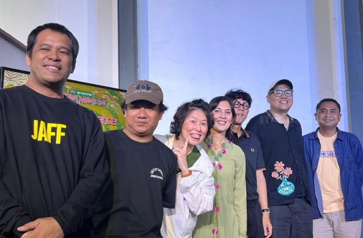 Ifa Isfansyah, Direktur Festival JAFF dalam konferensi pers di Kemang, Jakarta Selatan pada Rabu, 5 November 2025.. [Matamata.com/Rena Pangesti]