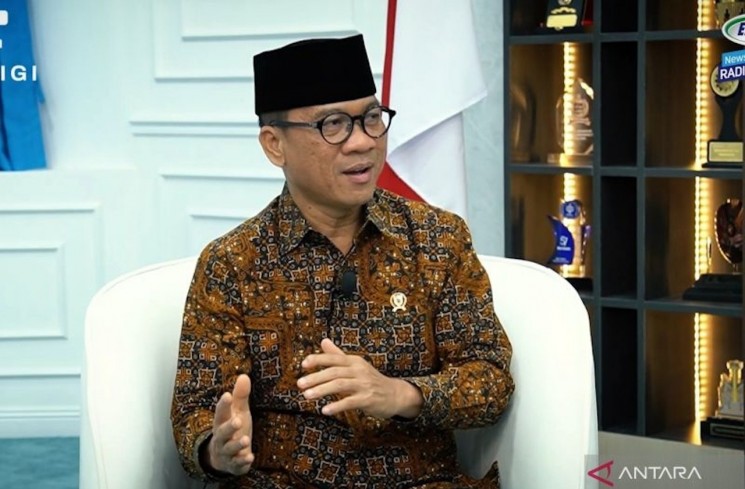 Tangkapan layar - Menteri Desa dan Pembangunan Daerah Tertinggal (Mendes PDT) Yandri Susanto menjadi narasumber dalam Radio Talk Elshinta bekerja sama dengan Kementerian Komunikasi dan Digital (Komdigi) bertajuk 
