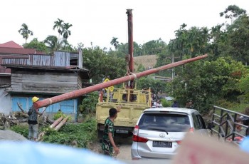 Komdigi Percepat Pemulihan Jaringan: 145 BTS Diperbaiki dan Internet Satelit Disalurkan di Sumbar