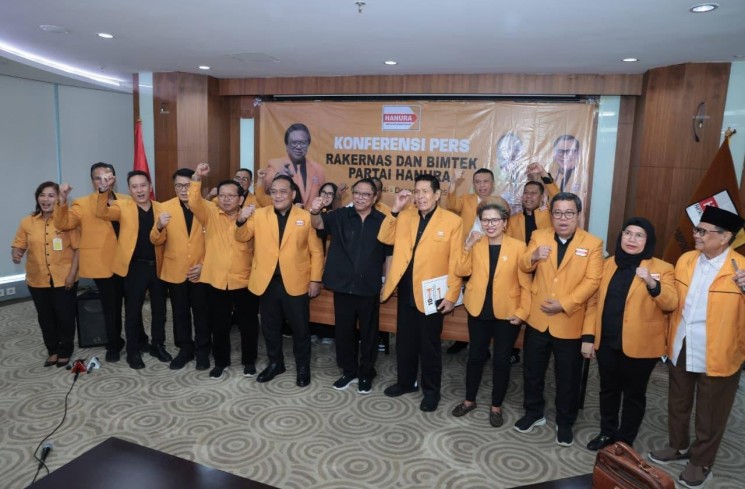 Kongres Hanura. (ist)