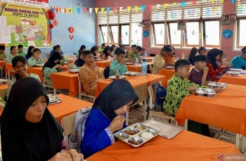 BGN Perketat SOP MBG, Distribusi Makanan Kini Hanya Sampai Depan Pagar Sekolah