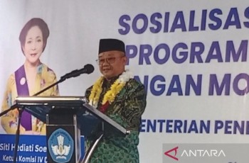 Mendikdasmen Tegaskan Bantuan Rp2 Juta untuk Guru Terdampak Bencana Bukan Tunjangan