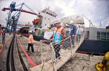 Menhub Lepas Kapal Barito Mas Bawa Bantuan ke Aceh, Wujud Kepedulian Negara bagi Korban Bencana