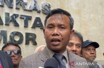 Roy Suryo dkk Minta Uji Forensik Independen atas Ijazah Jokowi