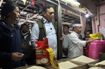 Dirut Bulog Pastikan Harga Beras Stabil Sesuai HET Menjelang Tahun Baru 2026