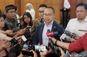 Wakil Ketua MPR Sebut Usulan Pilkada oleh DPRD Layak Dikaji untuk Perbaiki Demokrasi