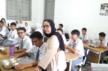 BGN Ingatkan Guru dan Tenaga Kependidikan Wajib Dapat Makan Bergizi Gratis