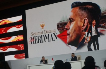 Tak Gentar Hadapi Fans Garuda, John Herdman: Tekanan adalah Anugerah, Bukan Kutukan