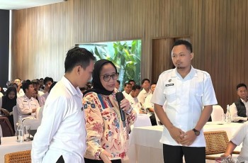 Sekolah Elit Tolak Makan Siang Gratis? BGN: Tidak Masalah, Alihkan ke yang Lebih Membutuhkan!