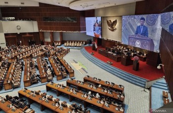 Tak Jadi di Bawah Kementerian, DPR Putuskan Polri Tetap Langsung di Bawah Kendali Presiden