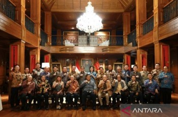 Terima Apindo di Hambalang, Presiden Prabowo Tekankan Penciptaan Lapangan Kerja Sektor Padat Karya