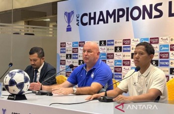 Bojan Hodak Akui Persib Tampil Buruk Saat Ditekuk Ratchaburi 0-3
