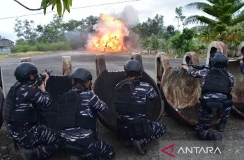 Gempur Pantai Sungailiat, TNI AL Kerahkan 9 Kapal Perang dan Ribuan Prajurit