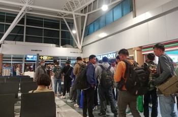 Viral Troli Jadi Mainan 'Kereta-keretaan', Bandara Lombok Tegaskan Aturan Fasilitas