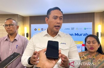 Bulog Pastikan Bantuan Beras dan Minyak Goreng Disalurkan Mulai Pekan Depan