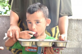 BGN Tegaskan Kabar Pembagian Makan Bergizi Gratis Saat Sahur Adalah Hoaks