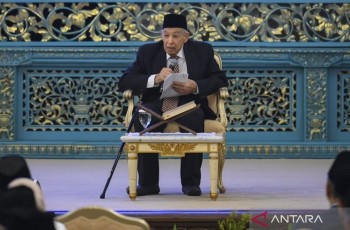 Quraish Shihab Panjatkan Doa Khusus untuk Presiden Prabowo di Malam Nuzulul Qur'an