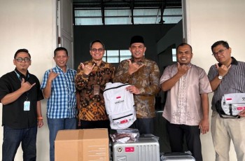 Kemenag Sumbar Distribusikan Koper Jemaah Haji Kloter 1 Padang Lebih Awal