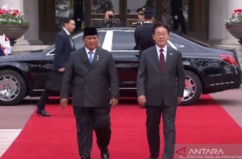 Presiden Prabowo Disambut Upacara Kenegaraan di Blue House Korea Selatan