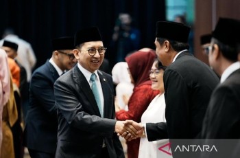 Fadli Zon Lantik 11 Pejabat Kementerian Kebudayaan, Minta Pangkas Prosedur Tak Perlu