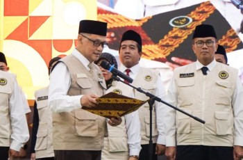 Menhaj Irfan Yusuf Lantik PPIH Embarkasi 2026: Layanan Haji Harus Inklusif dan Anti-Diskriminasi