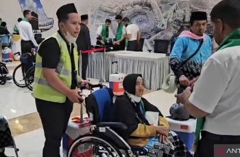 391 Jamaah Haji Kloter Pertama Resmi Diberangkatkan via Bandara Soetta