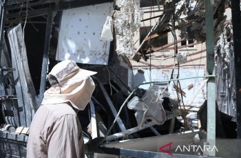 Kelangkaan Obat di Iran Memburuk Akibat Serangan ke Fasilitas Farmasi