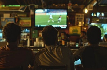 Kemenkum Bakal Tindak Tegas Pembajak Siaran Olahraga