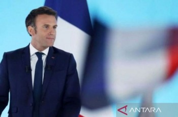Macron Tegaskan Prancis Tak Ikut Operasi Militer AS di Selat Hormuz