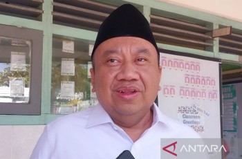 DPR Desak Pemerintah Hapus 'Kasta' Guru: Jadikan Semua PNS, Bukan PPPK
