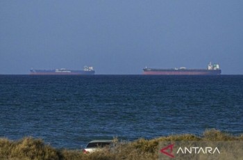 Rupiah Tembus Rp17.503 per Dolar AS, Tertekan Konflik Selat Hormuz dan Isu PHK Dalam Negeri