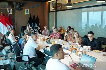 Menteri Ekraf Dorong Kolaborasi Strategis untuk Monetisasi Karya Kreatif Lokal