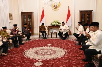 Wapres Gibran Minta Pemuda Masjid Dunia Jadi Perekat Generasi Muda