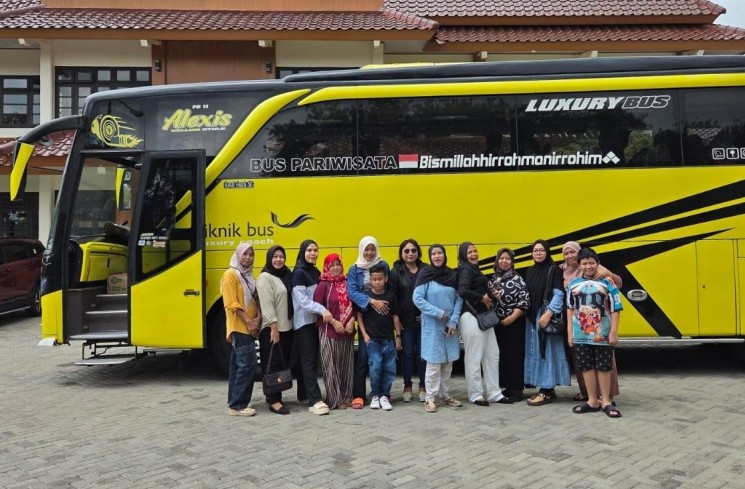 Para Orang Tua dari Siswa-siwi SMP At-Taqwa, Jakarta Pusat. (mia)