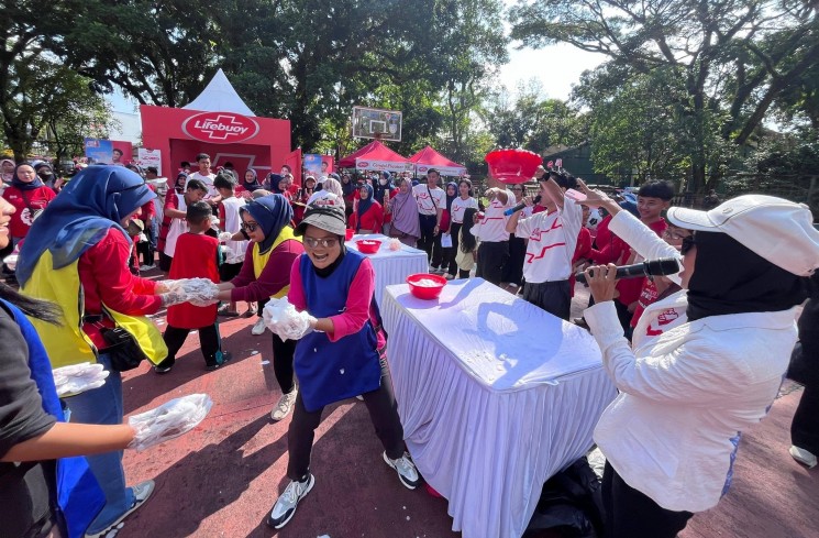 Warga dan Lifebuoy Gelar Games. (ist)