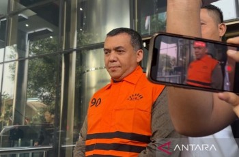 KPK Resmi Tahan Wamen Imipas Silmy Karim Terkait Kasus Korupsi Izin Tinggal
